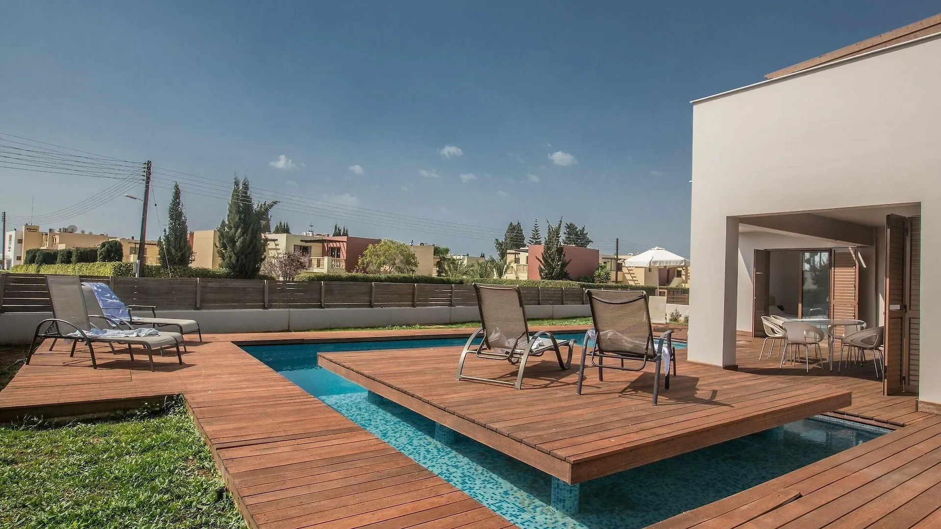 Celebrity Villa Scotty T I3 Ayia Napa Cipro